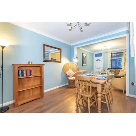 Cosy And Modern House W/on-street Parking Apartman York