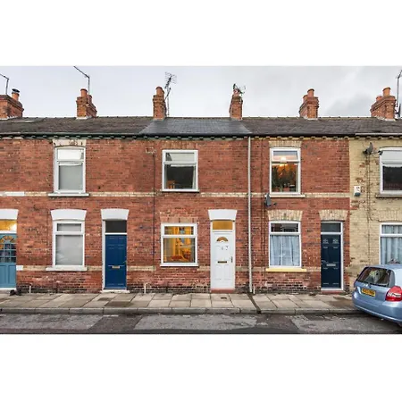 Lejlighed Cosy And Modern House W/on-street Parking York